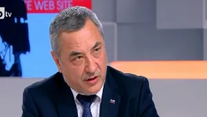 Валери Симеонов: Има скептицизъм относно политическото минало на Кунева