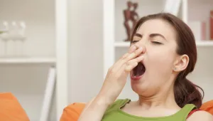 Защо жените се прозяват по-често