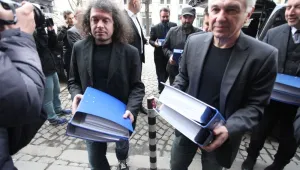 Пращат референдума на 
