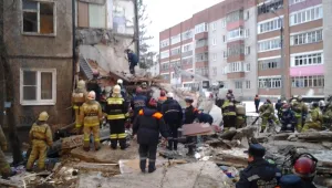 Газова експлозия срути жилищна сграда в Русия (ВИДЕО)