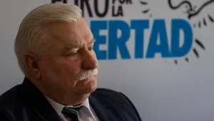 Полша показа досието на Лех Валенса