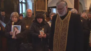С панихида почетоха паметта на жертвите от влака София-Кардам