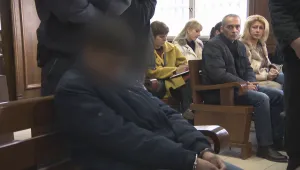 Постоянен арест за 16-годишния, прострелял друг ученик (ОБЗОР)