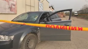 Криминално проявен блъсна умишлено пътен полицай във Враца