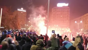 Сблъсъци между протестиращи и полиция в Румъния ( ВИДЕО И СНИМКИ)