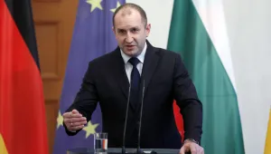 Радев ще обясни на нацията защо иска да ограничава избирателни права