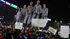 Над 10 000 души протестираха в Румъния