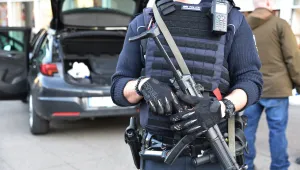 Мъж влезе с кола в пешеходна зона в Хайделберг, трима души са ранени 