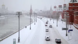 Москва се готви за снежен Армагедон