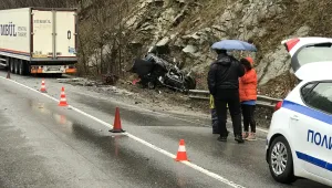 Момиче в I клас се бори за живота си след катастрофата в Злия брод