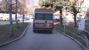 Полицай е с комоцио, след като четирима нападнаха патрула му в Златарица