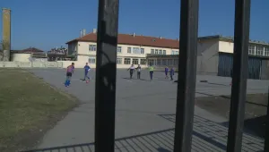 Предложение: Първолаците от малцинствата да могат да учат и извън кварталите си