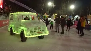 Руснаци направиха кола от лед