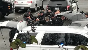 Фалшива тревога за стрелба изпразни гимназия в Сиатъл