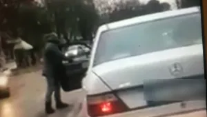 Опит за саморазправа на пътя в Казанлък