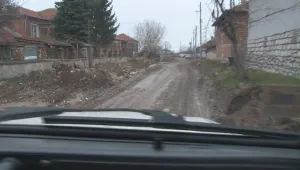 Жителите на село Шишманци нямат достъп до домовете си