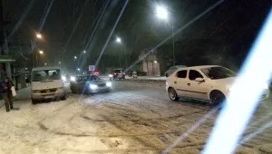 България се събужда под снежна блокада
