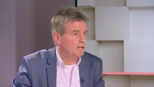 Асен Александров: В патова ситуация сме с тестовете за големите ученици