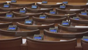 Ще останат ли отсъстващите от работа депутати без заплати?