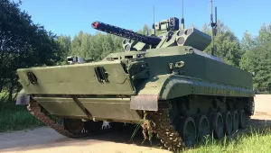 Руският робот „Удар“ сам ще се бие с танкове