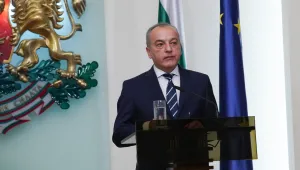 Гълъб Донев: Живеем в кресливо време, в което трудно различаваме истината от лъжите