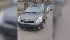 Хванаха 13-годишен да шофира кола без регистрационни табели в Нови пазар