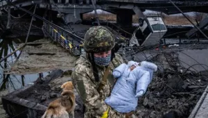 Призрачни градове и милиони разрушени съдби: 2 години войната в Украйна в снимки (ГАЛЕРИЯ)