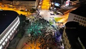 Нови протести в Сърбия, след като ден по-рано демонстранти бяха нападнати от активисти на управляващата партия