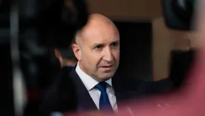 Румен Радев в Деня на Ботев: Всяко поколение носи своята отговорност пред българската свобода