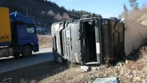 11 души пострадаха при катастрофи