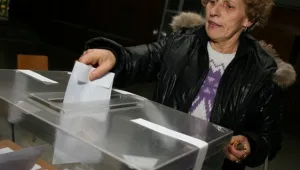 Електоратът на ГЕРБ пада с 9% за година