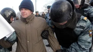 Руската милиция задържа над 100 демонстранти