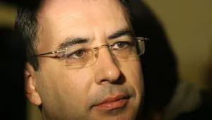 Министър Цветков връчва дипломи във Висшето транспортно училище