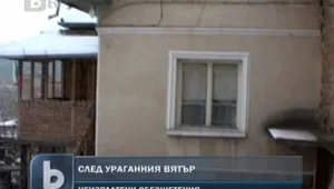 Потърпевши от ураганен вятър искат още обезщетения