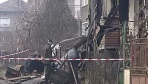 Пожарната се оказала без вода при гасенето в Костинброд