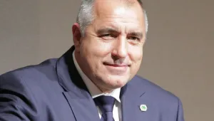 Бойко Борисов нагаради победителя в турнира по сумо в Токио