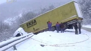 ТИР катастрофира край Боаза