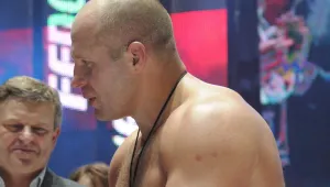 Фьодор Емеляненко нокаутира олимпийски шампион 