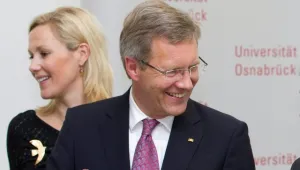 Германци протестираха по арабски образец 