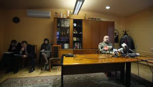 Полски военен прокурор се простреля по време на пресконференция