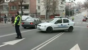  Кола помете двама пешеходци в Шумен