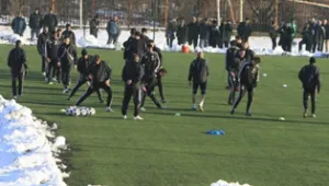 Халф от втория отбор на Севиля дойде на проби в Литекс