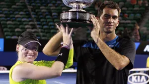 Australian Open: Матек-Сандс и Текау триумфираха при смесените двойки 