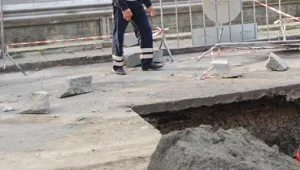 Двама работника са загинали при злополука в Мездра