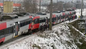 Два влака се сблъскаха фронтално във Виена