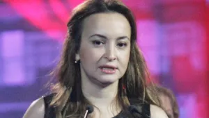 Стефанова е една от 15 шахматисти, които имат с пълен актив на турнира в Гибралтар