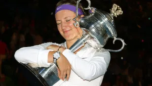 Азаренка победи контузената Ли и пак триумфира на Australian Open