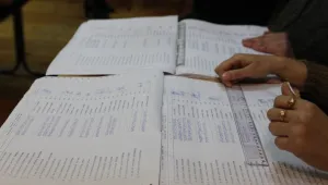 Контранаблюдатели у нас, популисти - и навън: Европа гласува