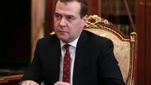 Медведев праща газ и хуманитарна помощ на Източна Украйна 