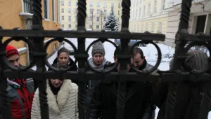 Политическата реакция за окупацията - предимно негативна и основно във фейсбук